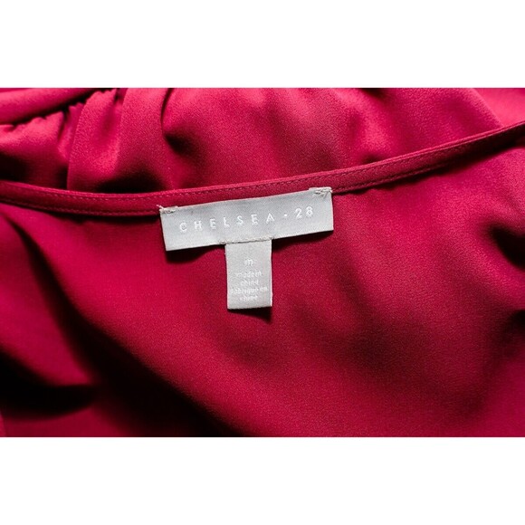 Chelsea 28 Pink Sleeveless Blouse V Neck Button Front Burgundy Berry Med Barbie - Picture 4 of 8